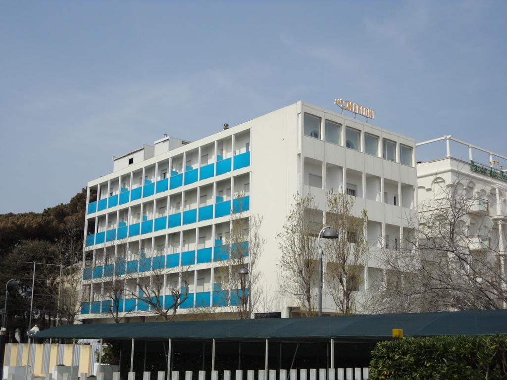 Hotel Spiaggia Marconi Rimini Bagian luar foto