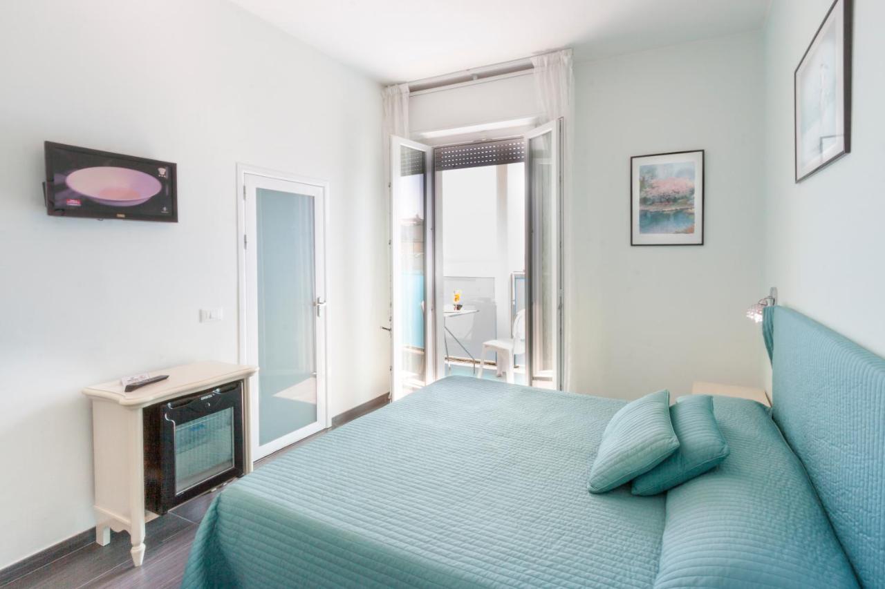 Hotel Spiaggia Marconi Rimini Bagian luar foto