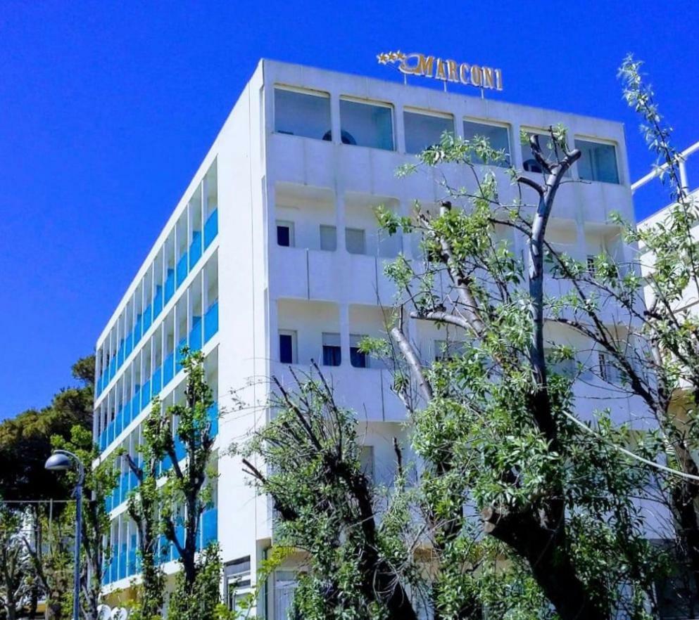 Hotel Spiaggia Marconi Rimini Bagian luar foto